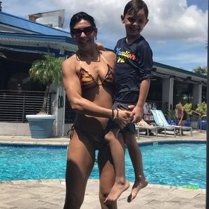 Meet your Posher, Sevdije